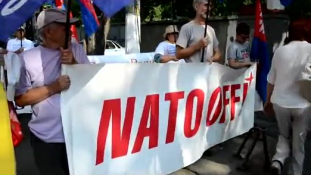 МыЗаБудущее.РФ Украинская страна - посылает НАТО на...!